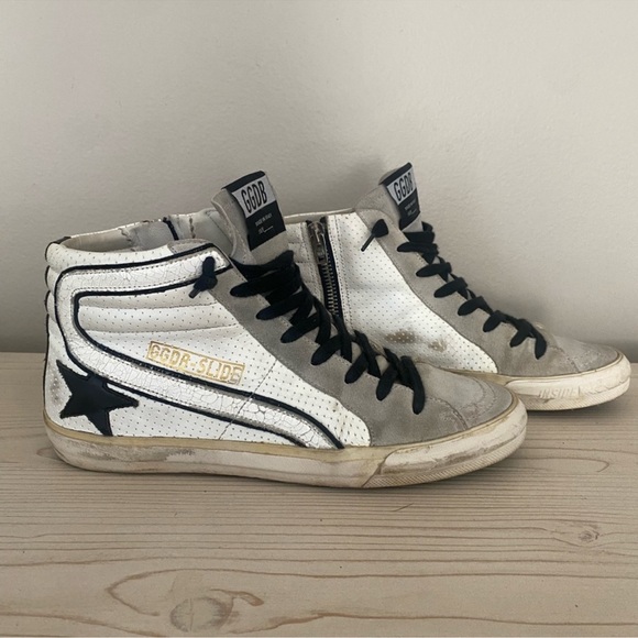 Authentic Golden Goose Sneakers - Picture 2 of 5